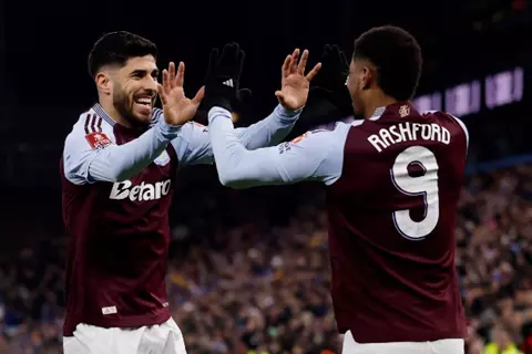 حال تأهل أستون فيلا.. هل يحق لماركو أسينسيو المشاركة أمام باريس سان جيرمان؟